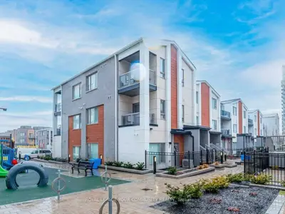 Condo Townhouse in Toronto