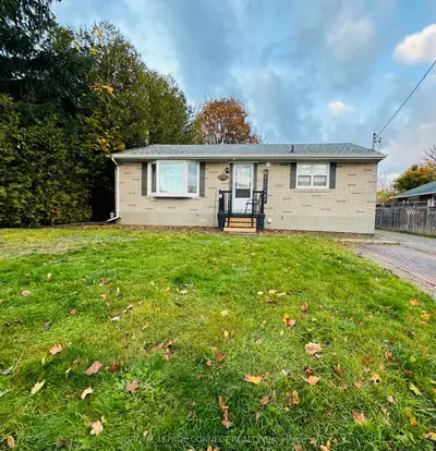 Lower Level in Oshawa