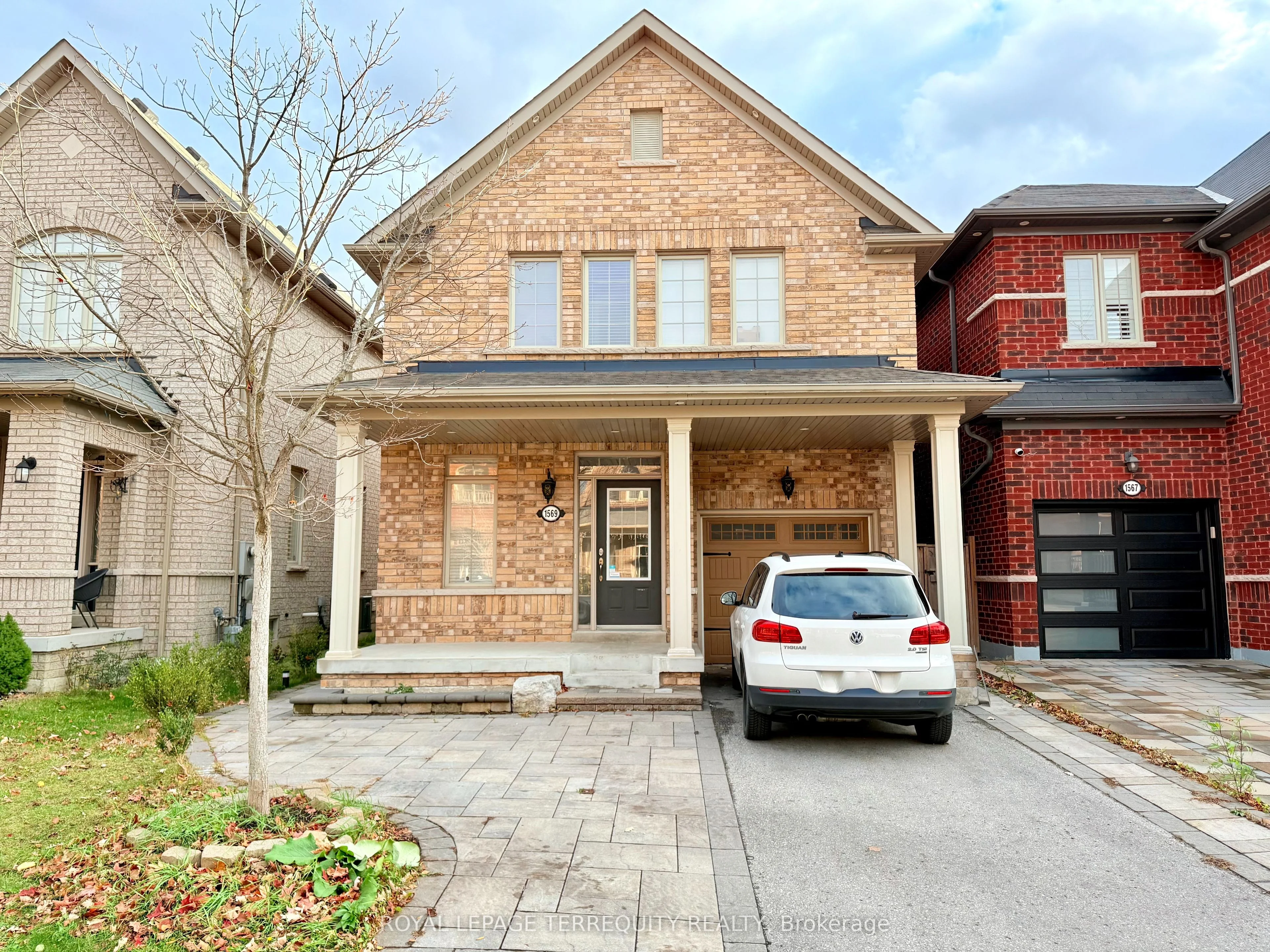 Detached in Pickering