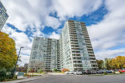 Condo Apartment in Toronto