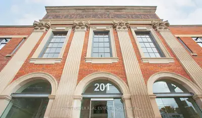 Condo Apartment in Toronto