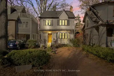 Detached in Toronto