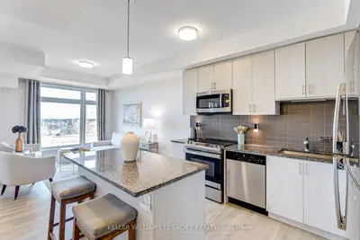 Condo Townhouse in Pickering