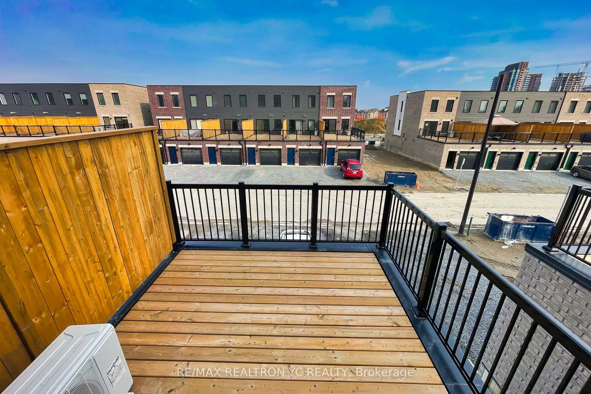 221 Monarch Avenue 84, Ajax, ON L1S 7M3