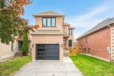 Detached in Pickering