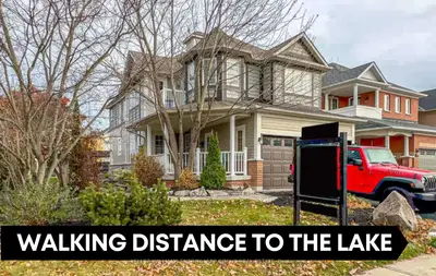 Detached in Whitby