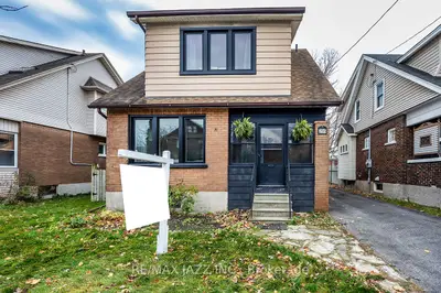 Detached in Oshawa