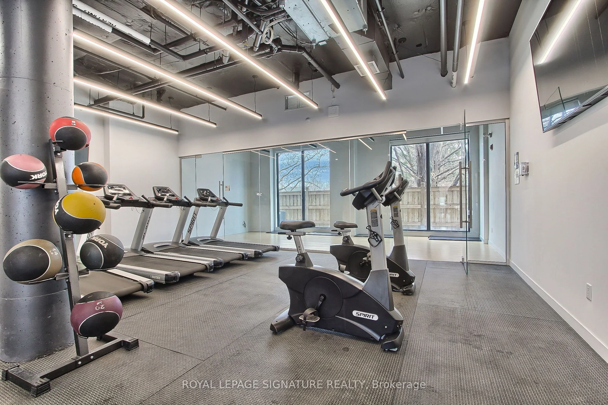 1800 Simcoe Street N 309, Oshawa, ON L1G 0C2