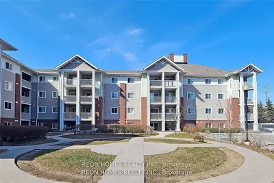 Condo Apartment in Toronto