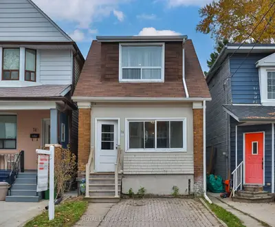 Detached in Toronto