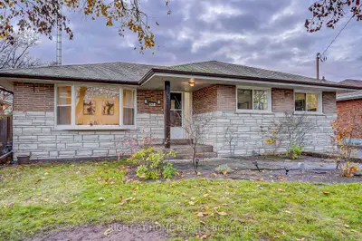 Detached in Oshawa