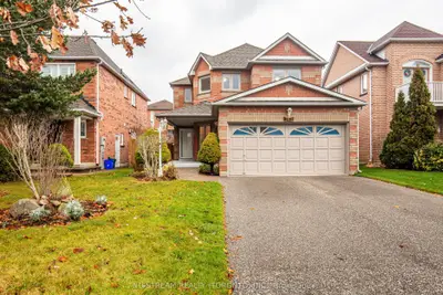 Detached in Pickering