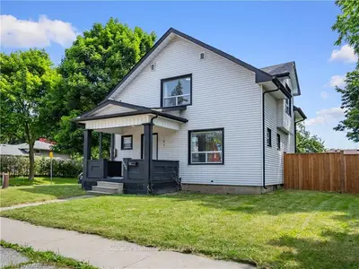 Detached in Oshawa