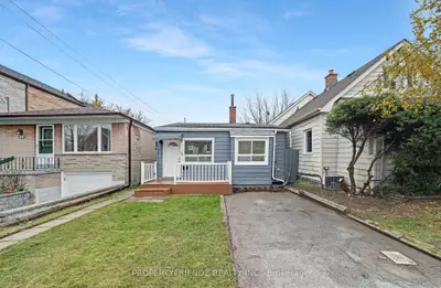 Detached in Toronto