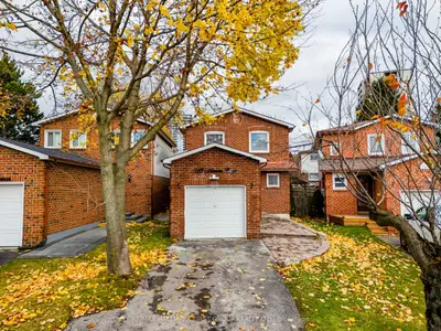 Detached in Pickering