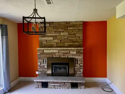 Detached in Oshawa