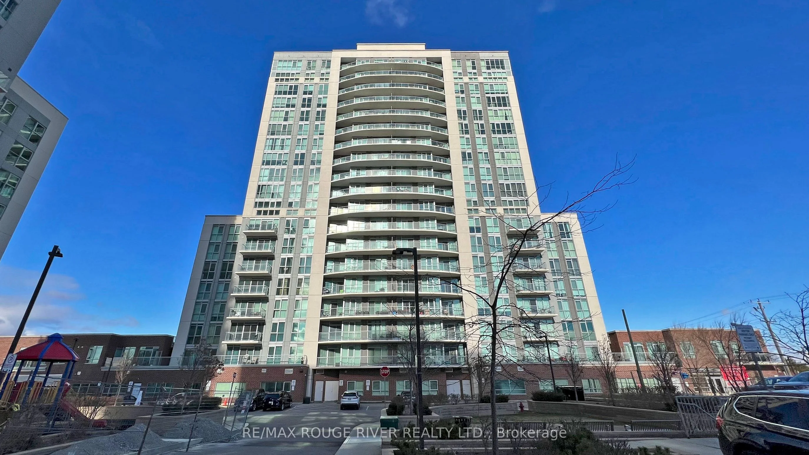 Condo Apartment in Toronto