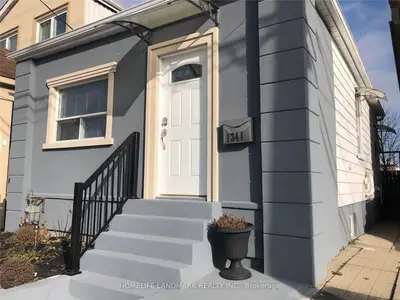 Detached in Toronto