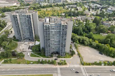 Condo Apartment in Toronto