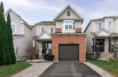 Detached in Oshawa