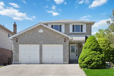 Detached in Oshawa