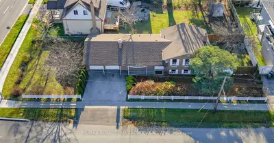 Detached in Toronto