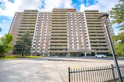Condo Apartment in Toronto