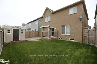 18 Tiller Street, Ajax, On L1z 1y1