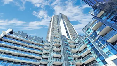 Condo Apartment in Toronto