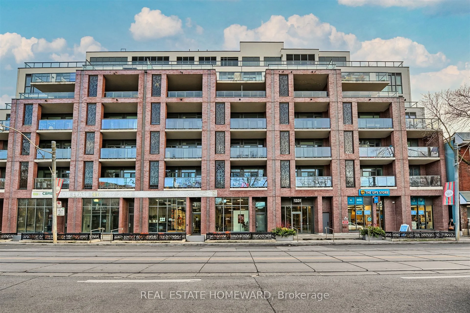Condo Apartment in Toronto