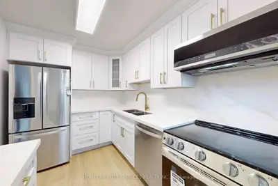 Condo Apartment in Toronto