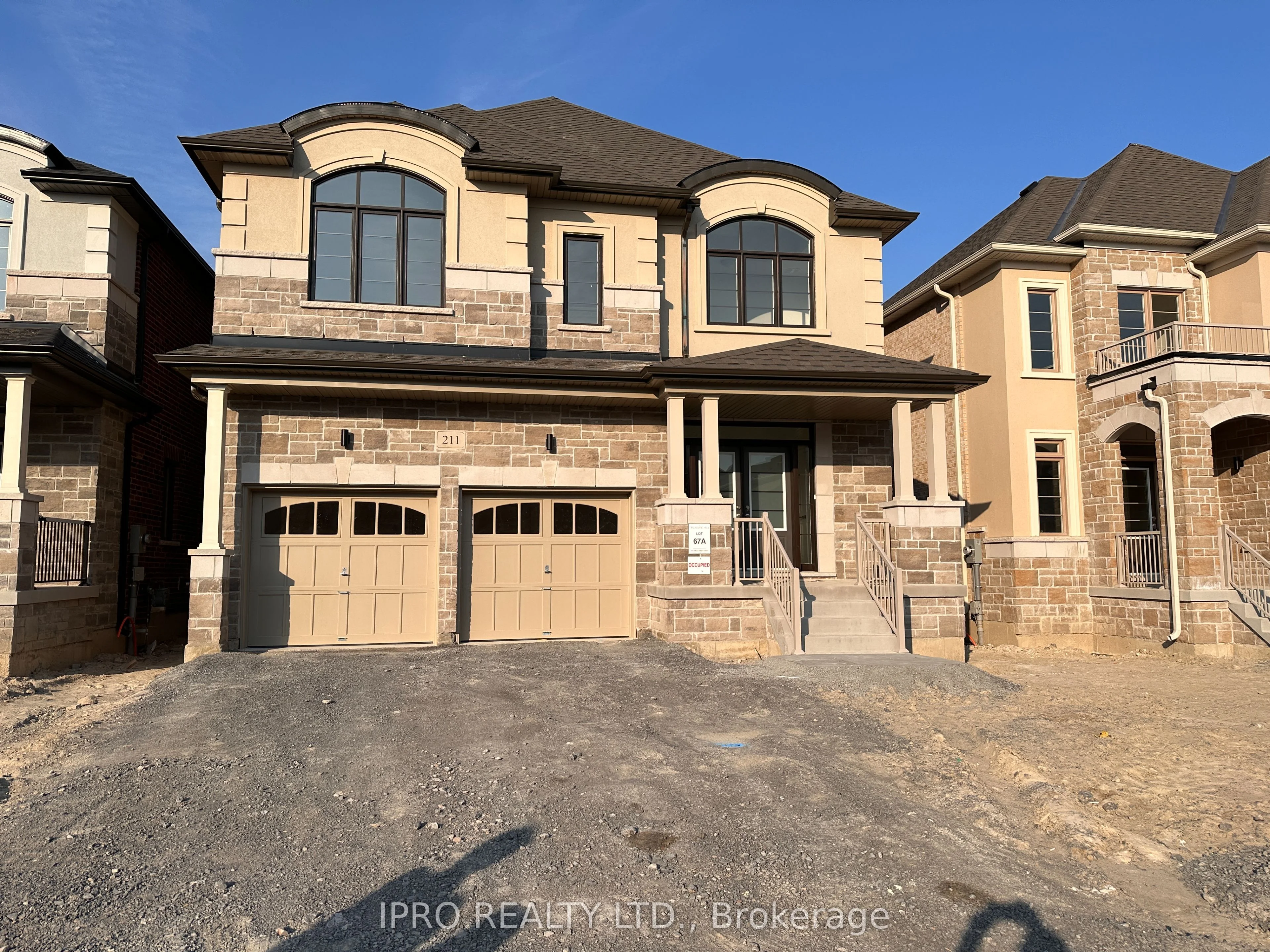 211 Ronald Guscott Street, Oshawa, On L1k 3g3