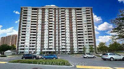 Condo Apartment in Ajax