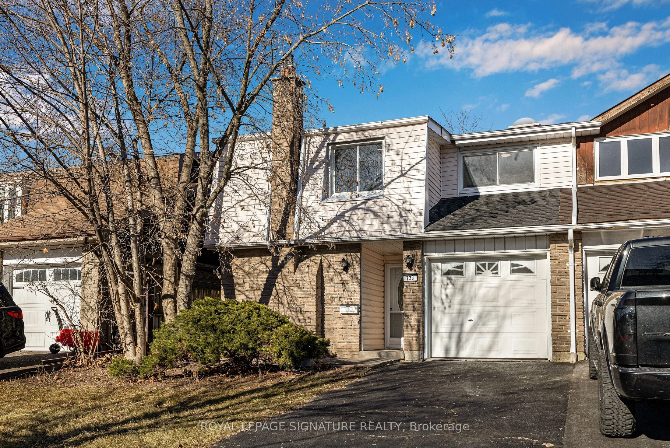 Semi-Detached in Pickering