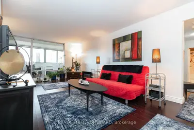 Condo Apartment in Toronto