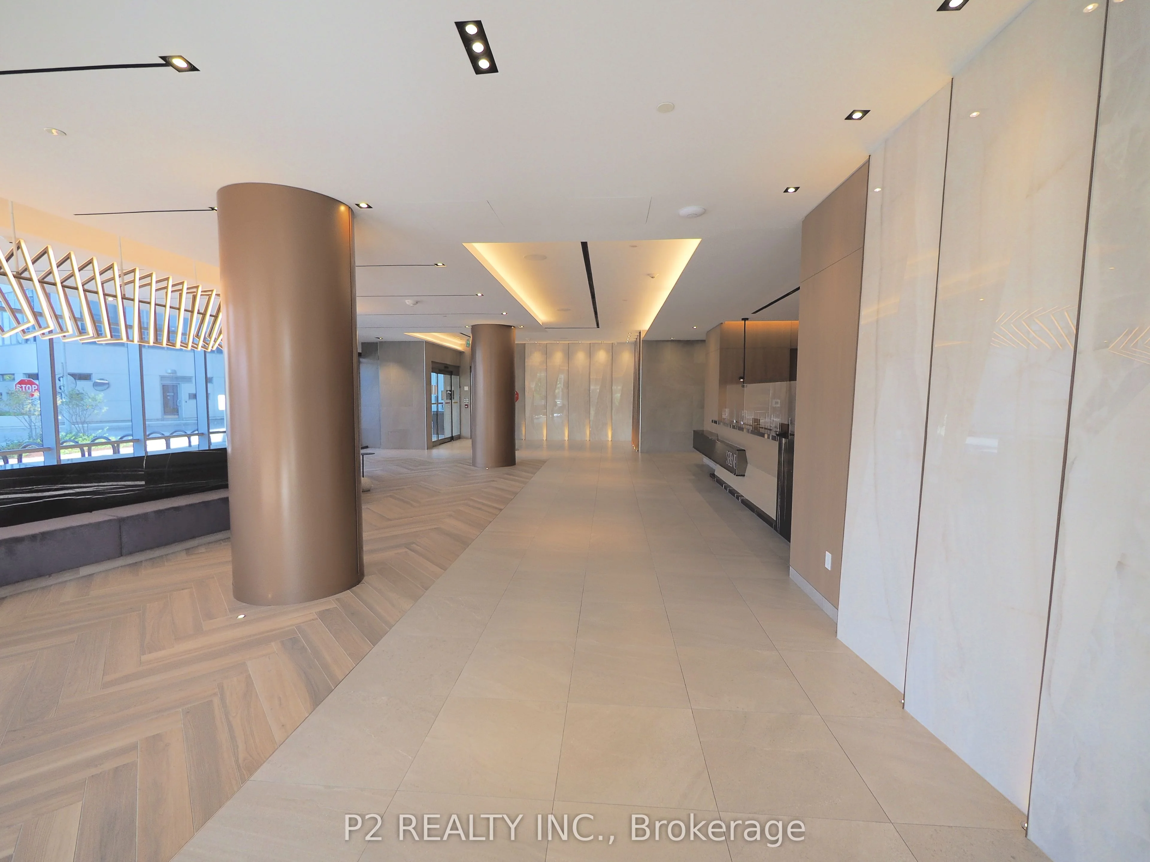 225 Village Green Square 306, Toronto E07, On M1s 0n4