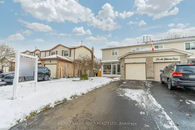 Semi-Detached in Whitby