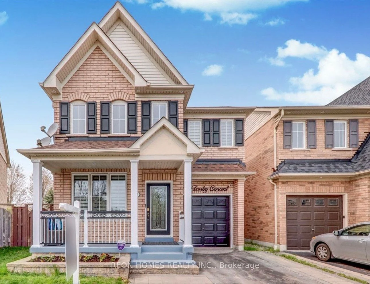 18 Tansley Court Room 2, Ajax, On L1z 1y5
