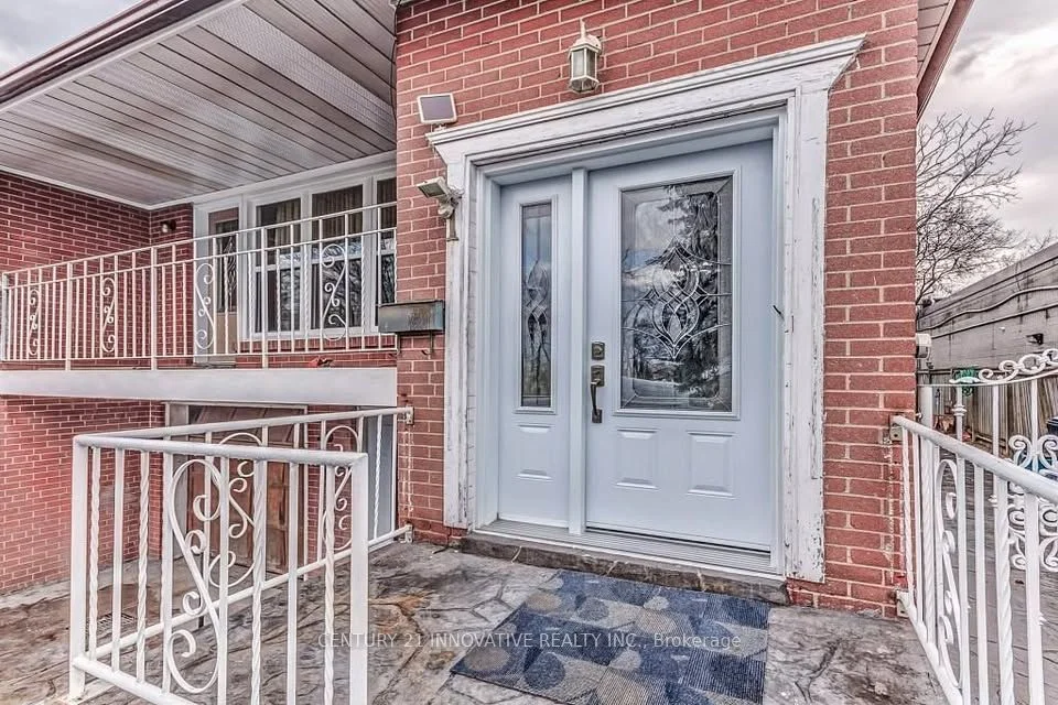 Semi-Detached in Toronto