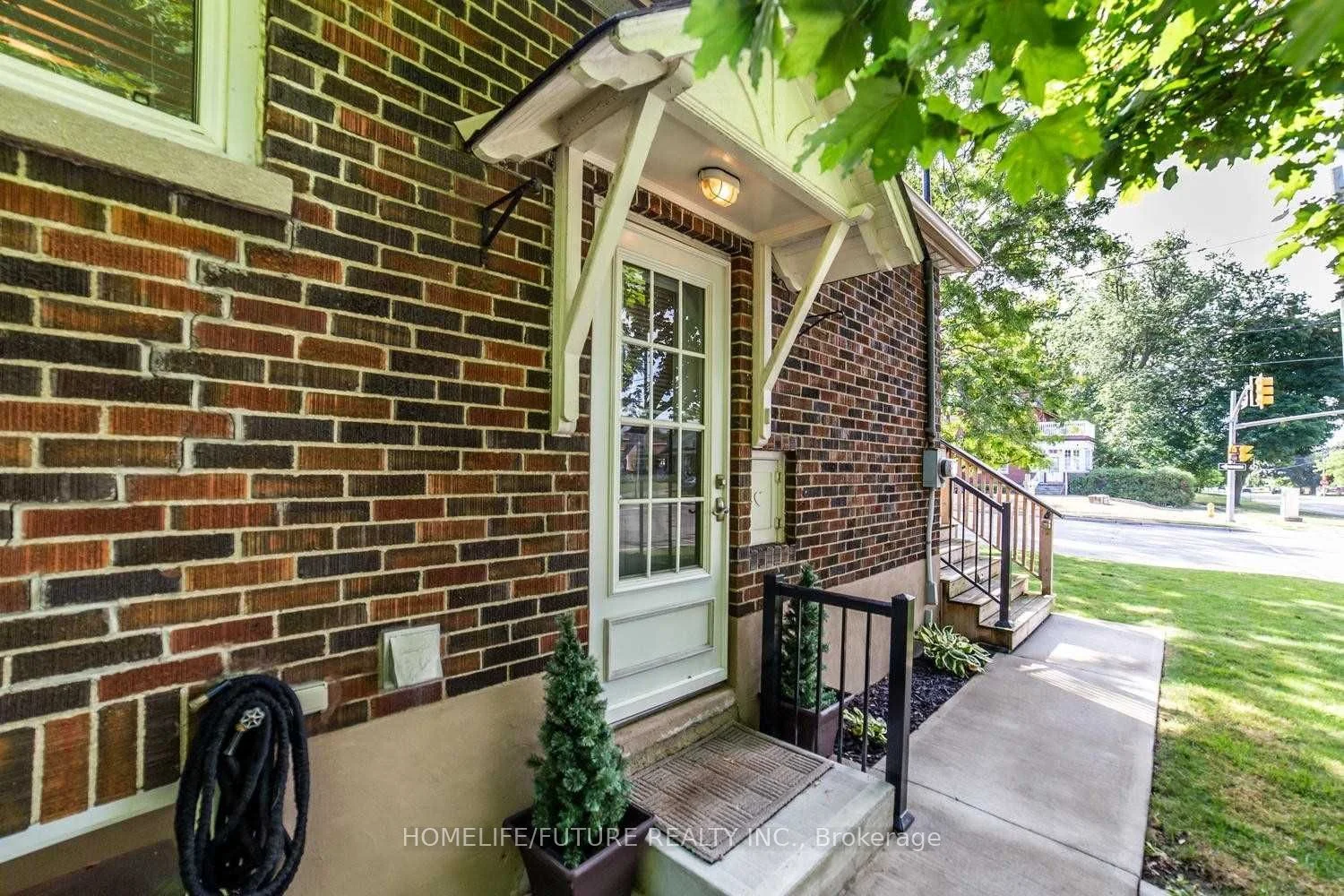 428 King Street E, Oshawa, On L1h 1e6