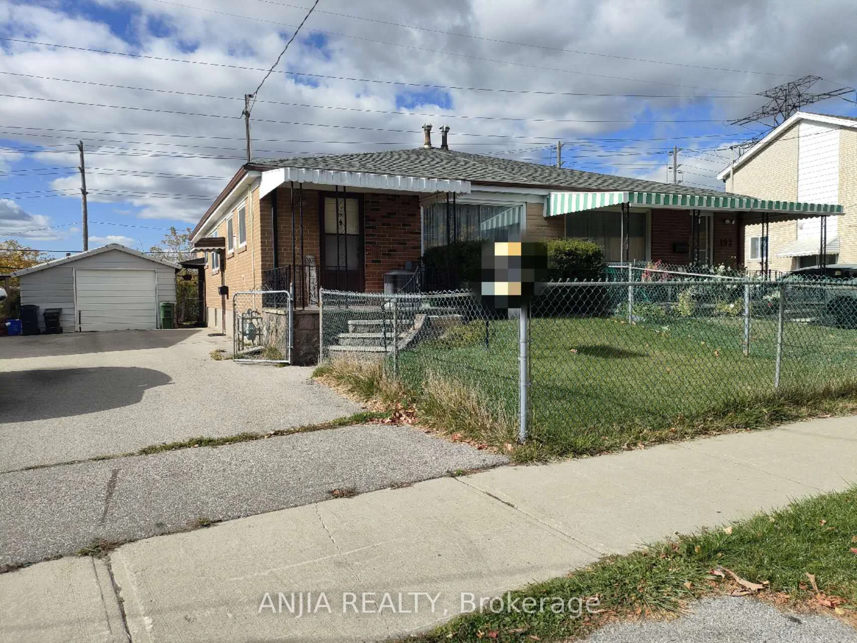 Semi-Detached in Toronto