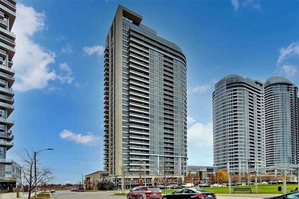 181 Village Green Square 715, Toronto E07, On M1s 0l3