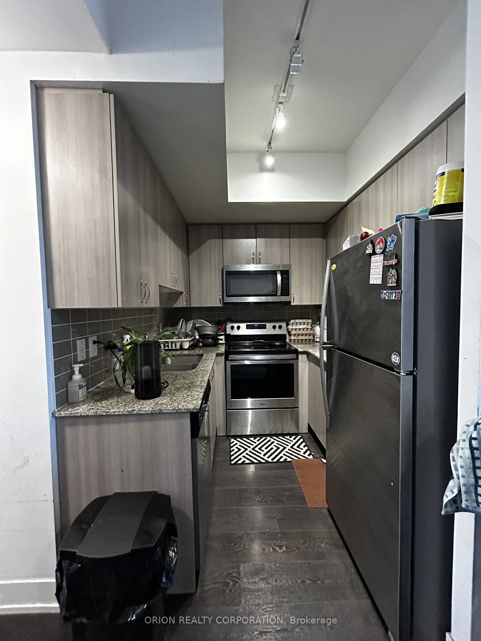 Condo Townhouse in Pickering