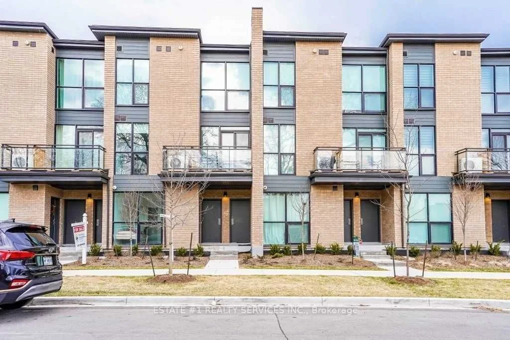 Condo Townhouse in Toronto