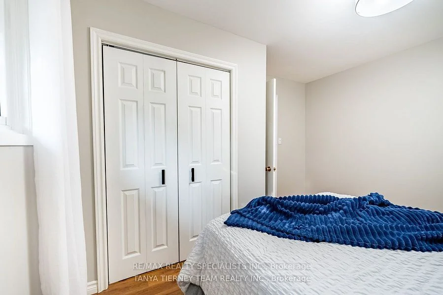 500 Tennyson Court, Oshawa, ON L1H 3K7