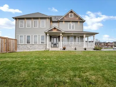 Att/Row/Townhouse in Clarington