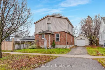 Detached in Oshawa