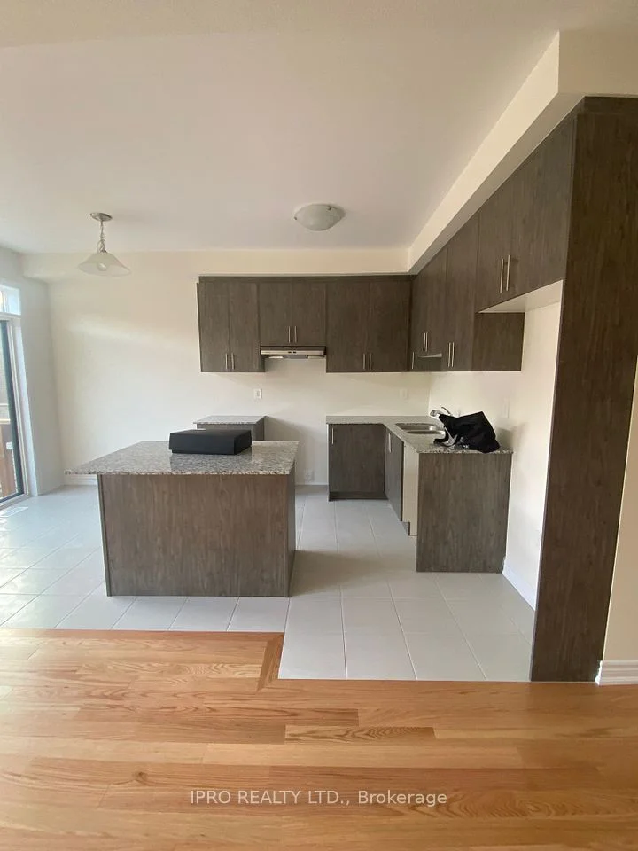 685 Ribstone Court, Oshawa, ON L1K 0K2