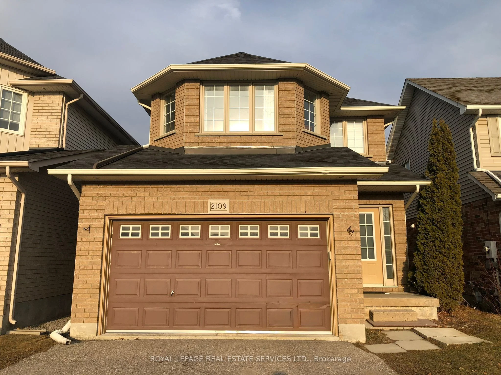 Detached in Oshawa