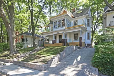 Detached in Toronto
